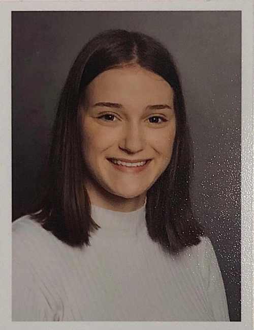 laura.jpg